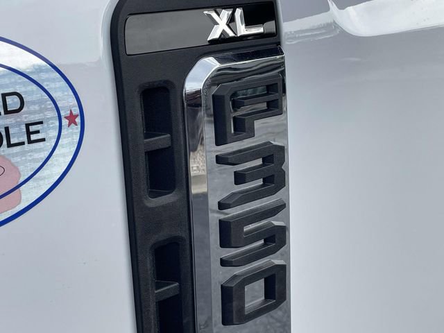 New 2026 Ford F550 2WD Regular Cab Super Duty image 22