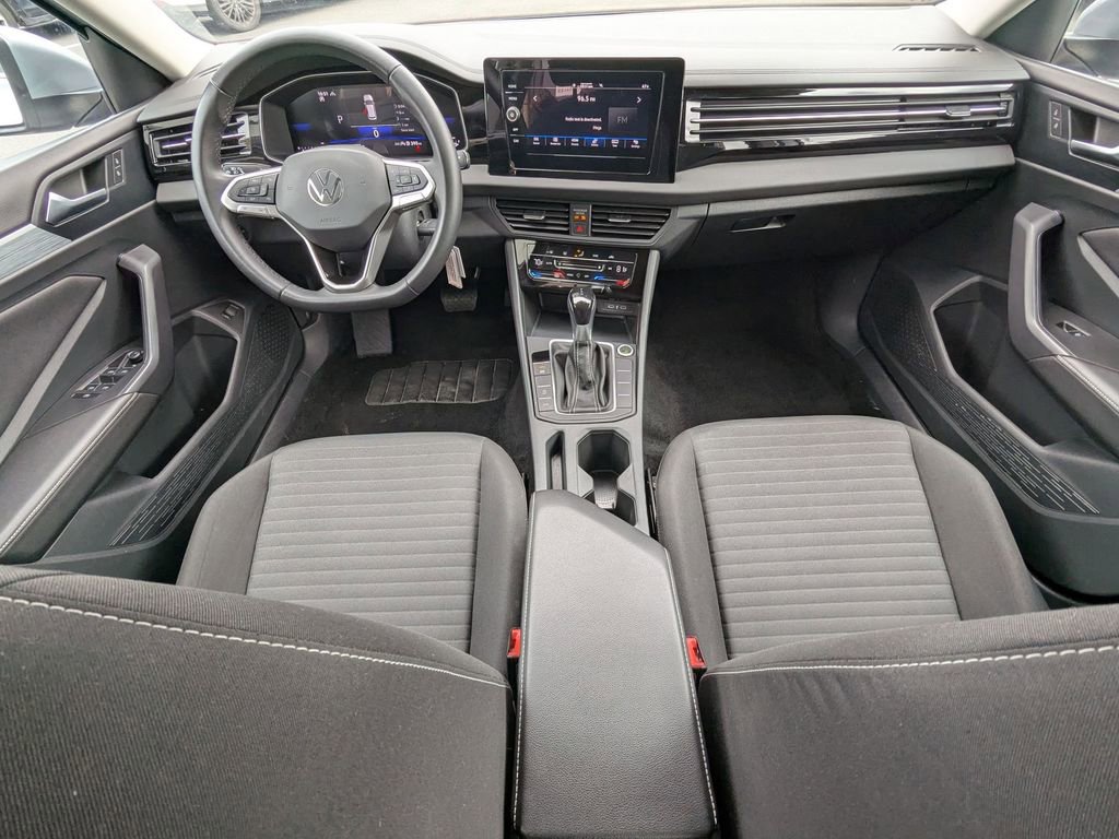 Used 2025 Volkswagen Jetta S image 26