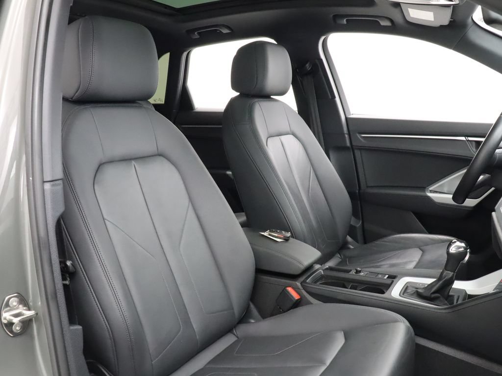 Used 2020 Audi Q3 2.0T Premium AWD/4WD image 30
