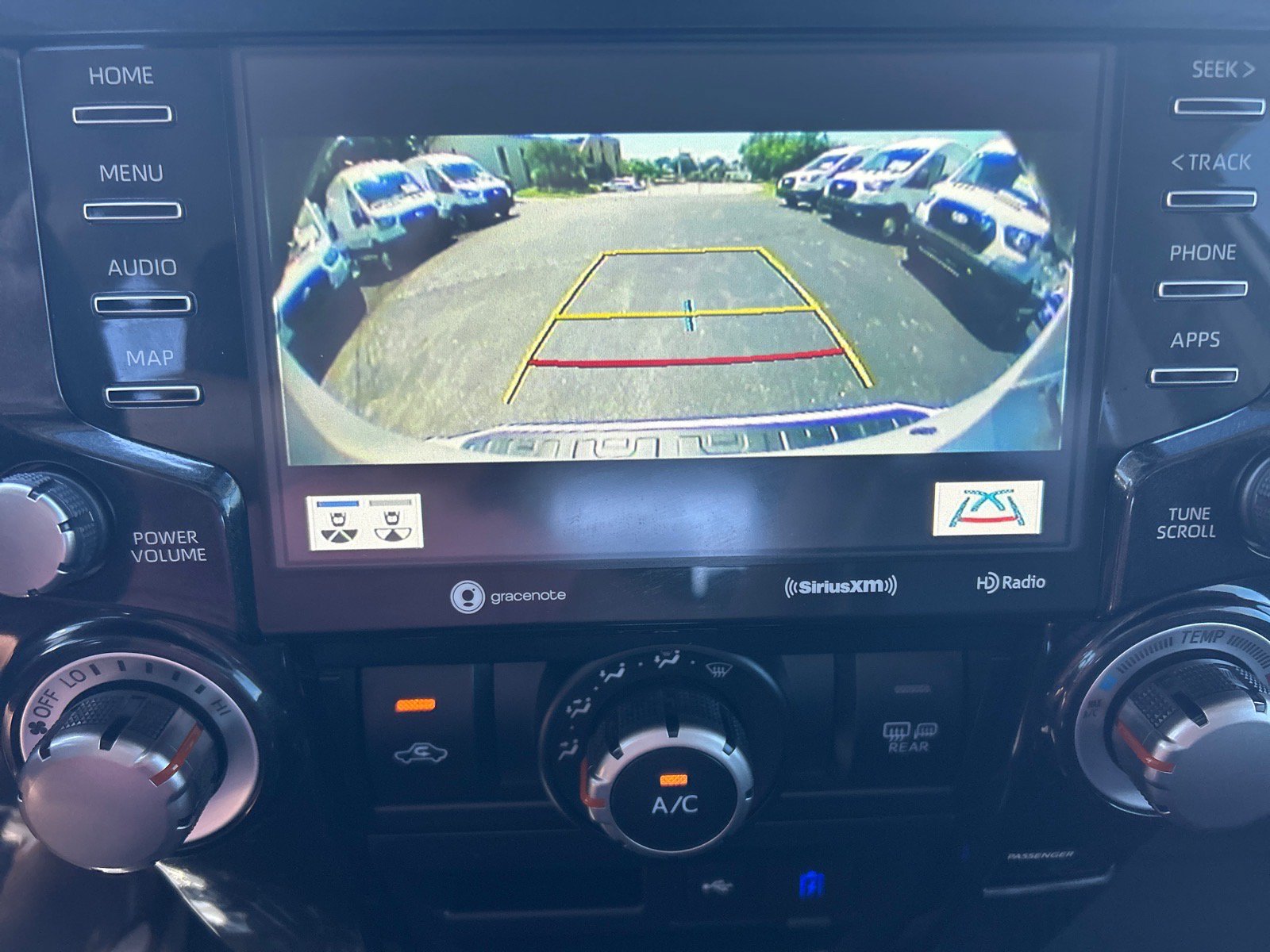 Used 2024 Toyota 4Runner TRD Off-Road Premium w/ Off Road Premium Plus Package AWD/4WD image 29