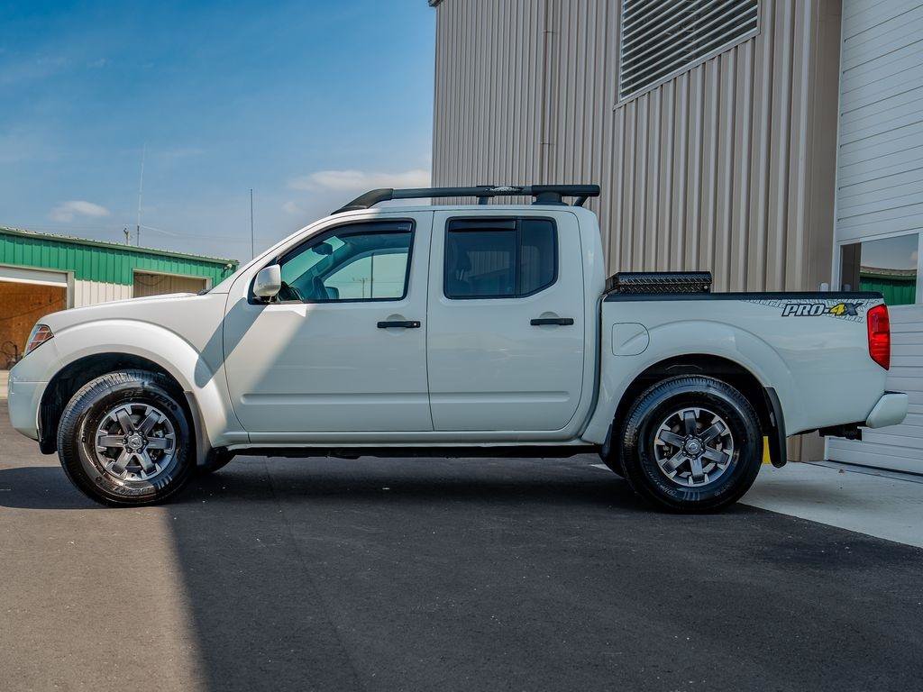 Used 2021 Nissan Frontier PRO-4X w/ Pro-4x Utility Package AWD/4WD image 3