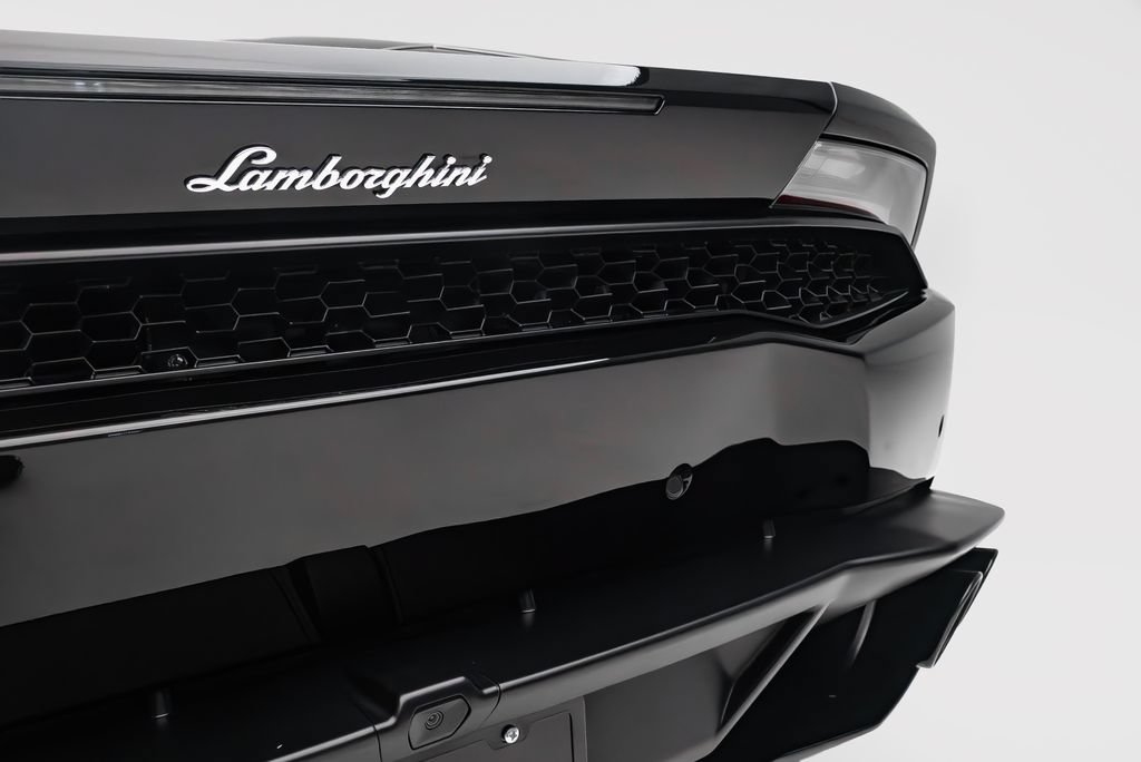 Used 2016 Lamborghini Huracan LP 610-4 AWD/4WD image 41