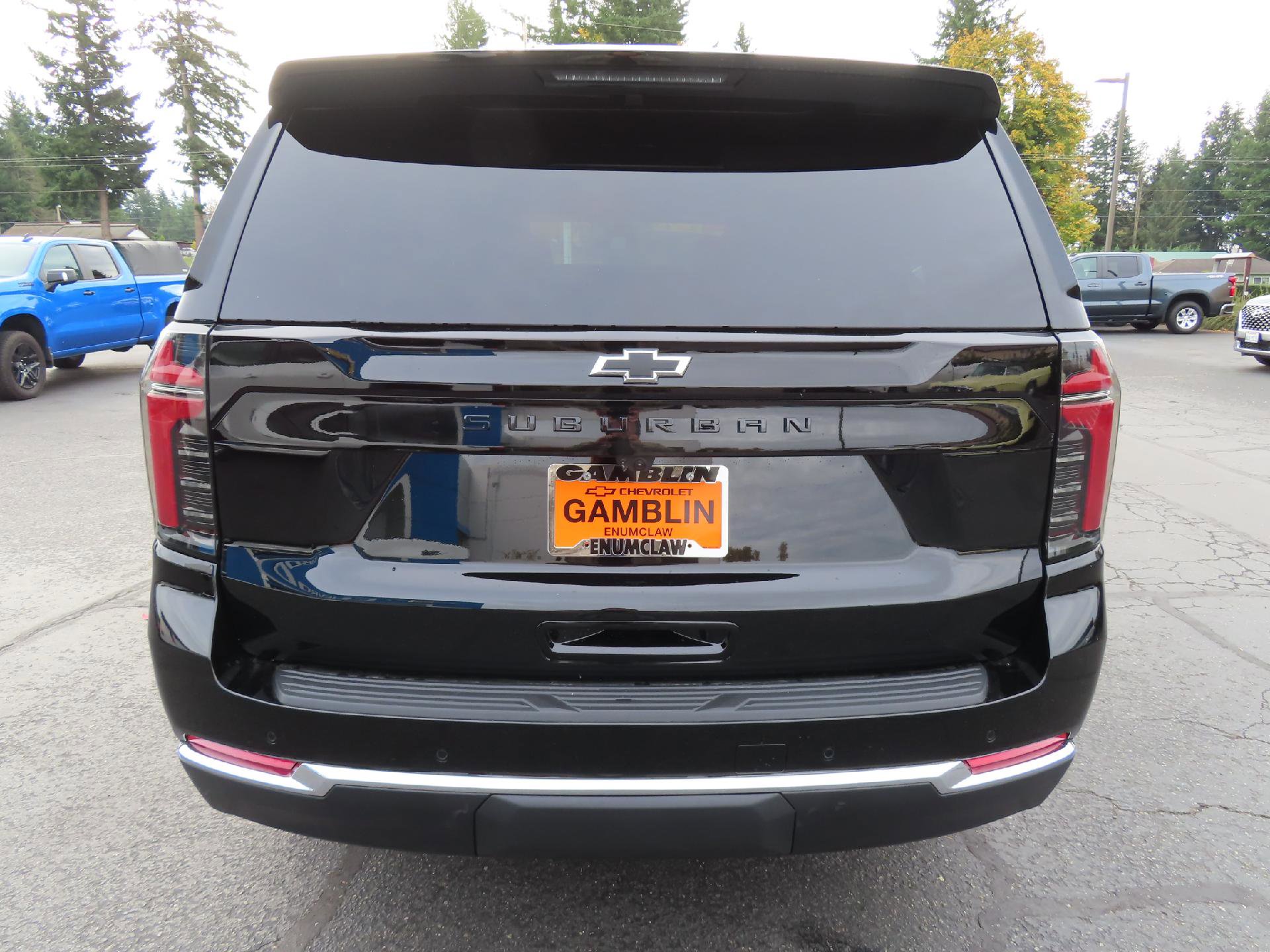 New 2026 Chevrolet Suburban LS w/ LPO, Dark Essentials Package image 6