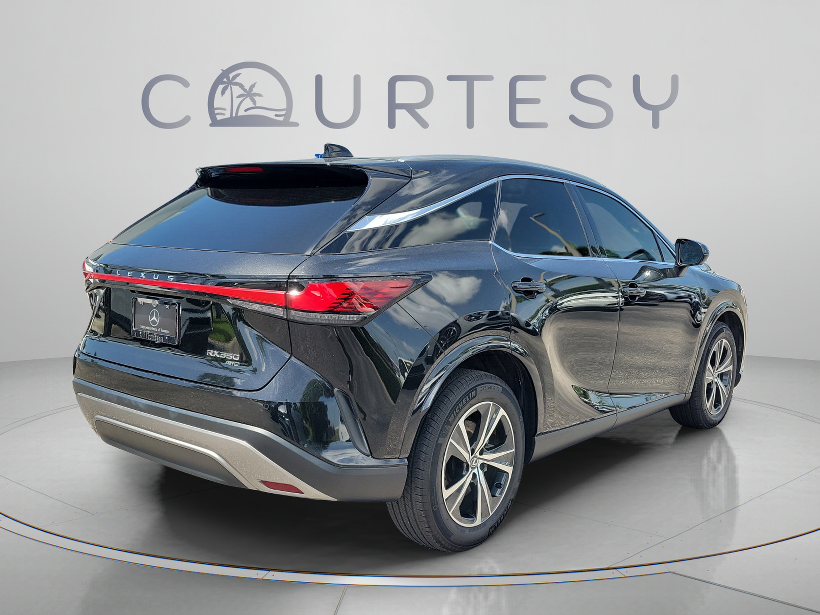 Used 2024 Lexus RX 350 Premium w/ Convenience Package AWD/4WD image 3