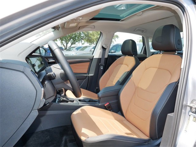 Certified 2024 Volkswagen Jetta SEL image 14