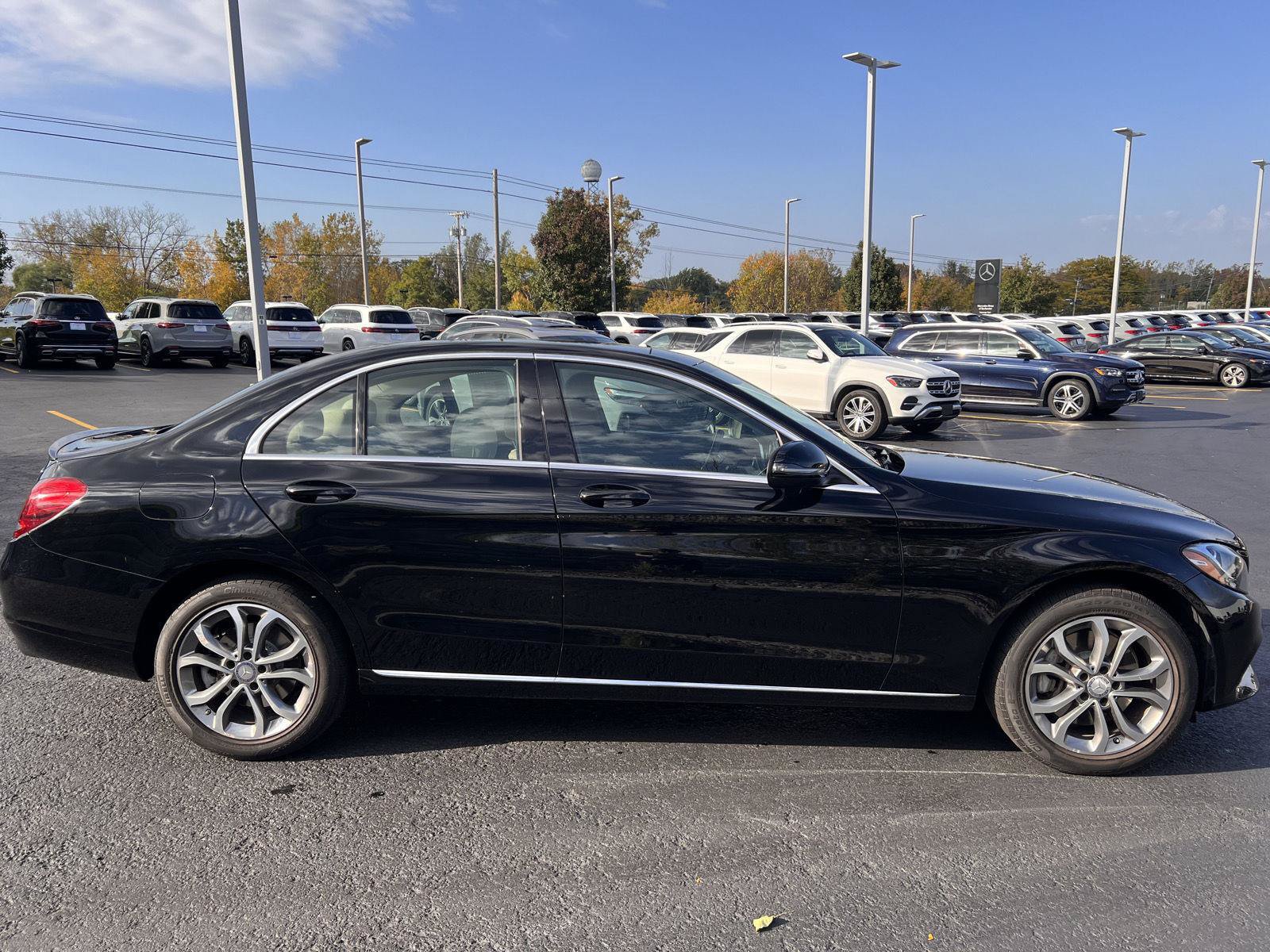 Used 2016 Mercedes-Benz C 300 4MATIC Sedan image 2