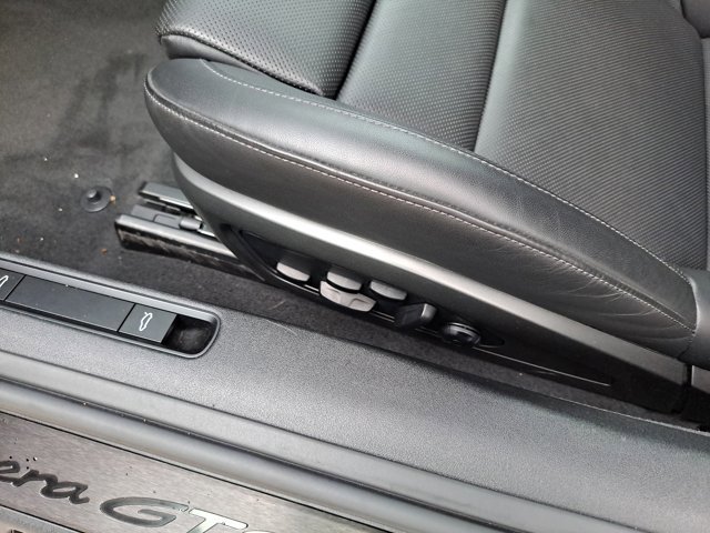 Certified 2024 Porsche 911 Carrera GTS image 16