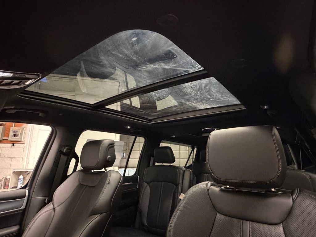 New 2026 Jeep Grand Wagoneer L 4WD image 25