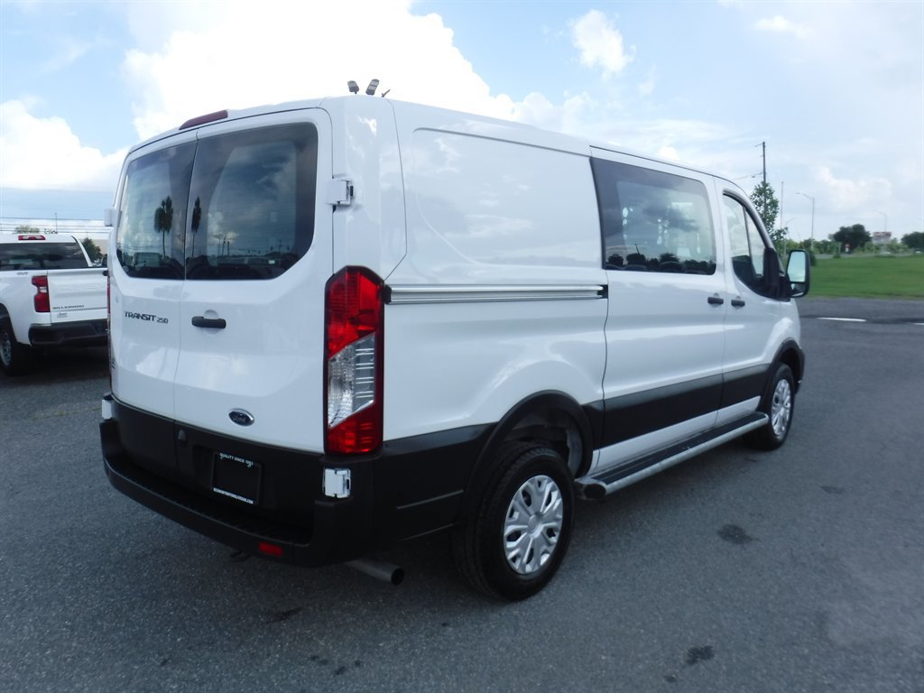 Used 2025 Ford Transit 250 Low Roof w/ Exterior Upgrade Package RWD image 2