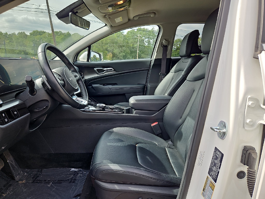 Used 2023 Kia Sportage EX AWD/4WD image 14