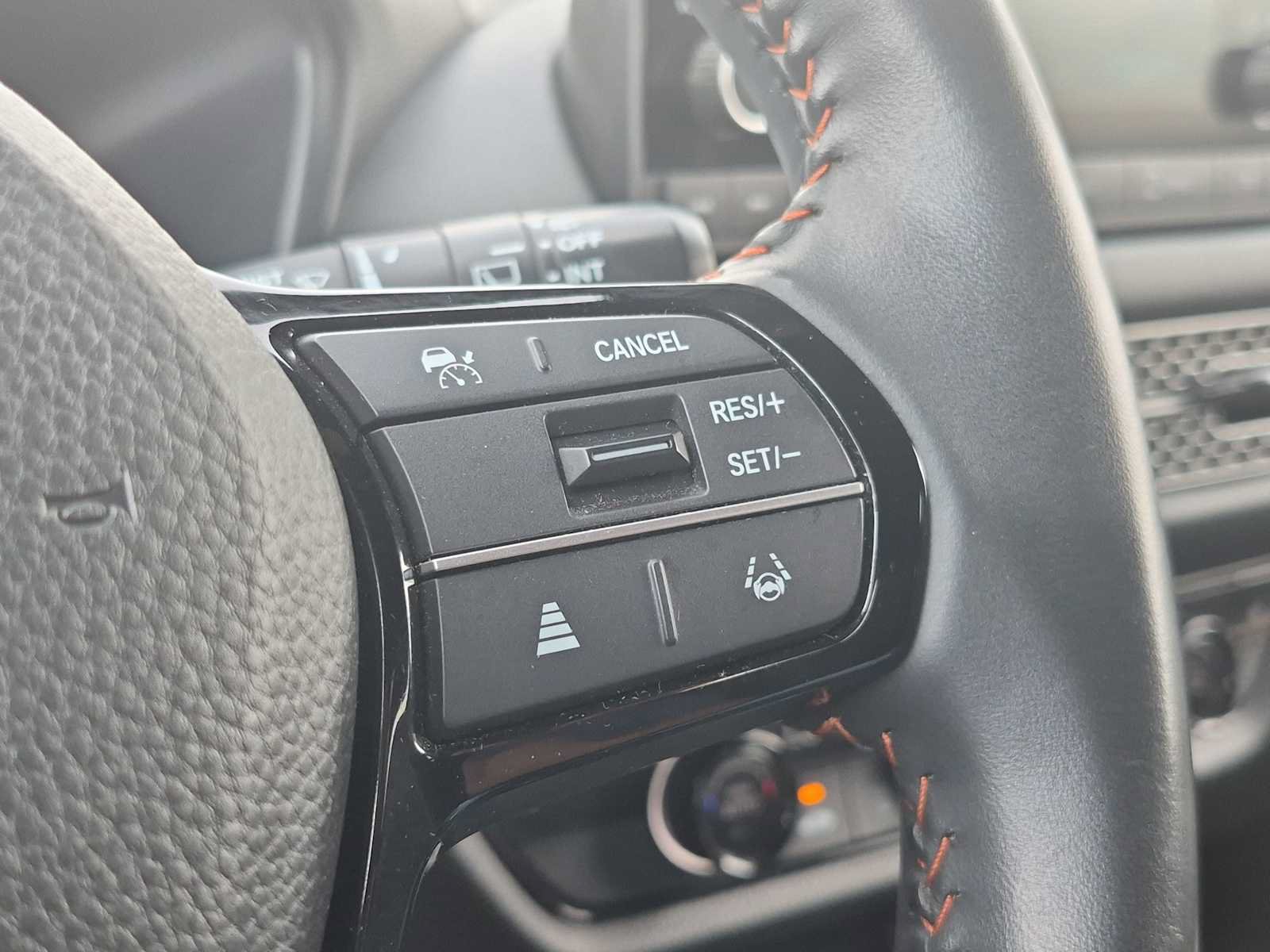 Certified 2025 Honda HR-V Sport image 23