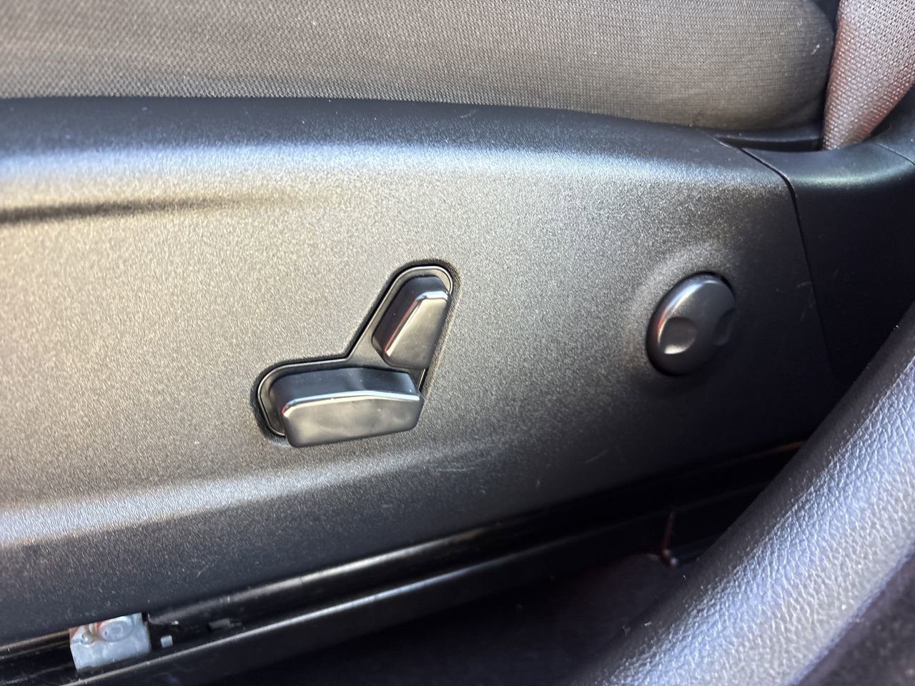 Used 2023 Dodge Charger SXT w/ Blacktop Package image 16