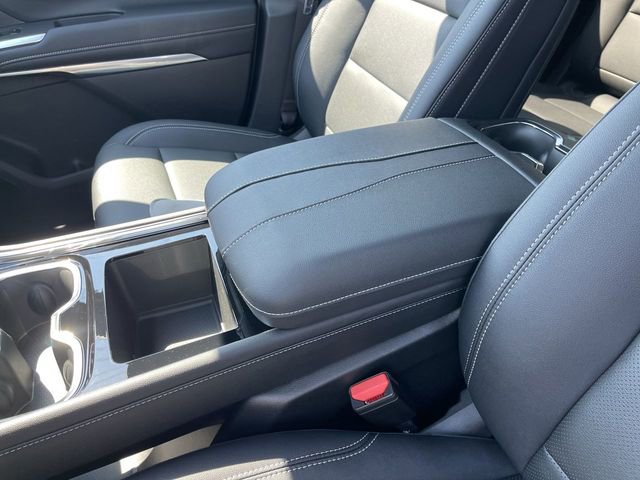New 2026 Chevrolet Traverse LT w/ Driver Confidence Package AWD/4WD image 21