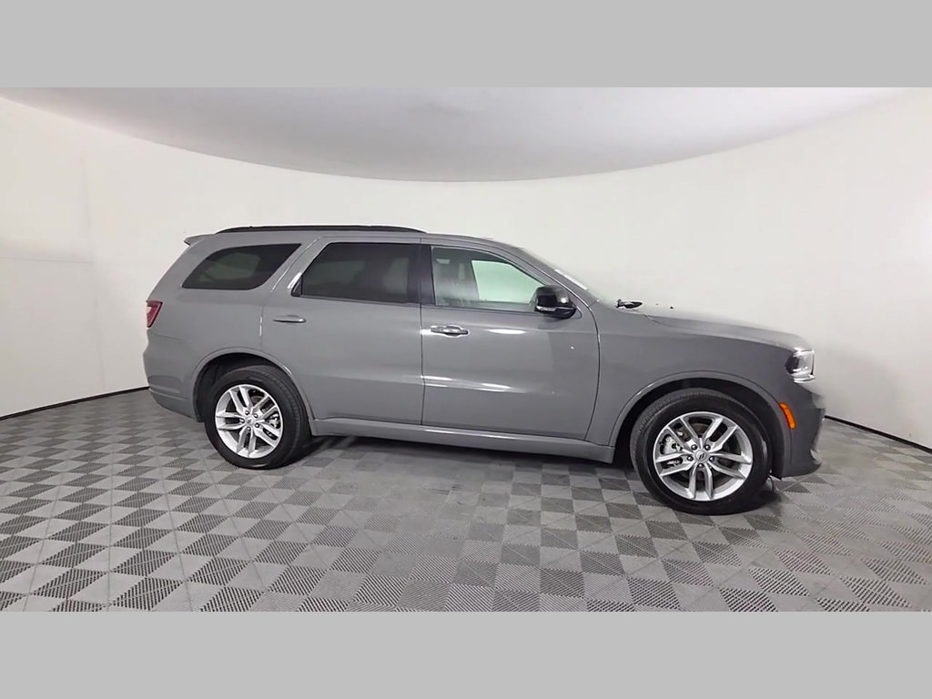 Used 2025 Dodge Durango GT AWD/4WD image 36