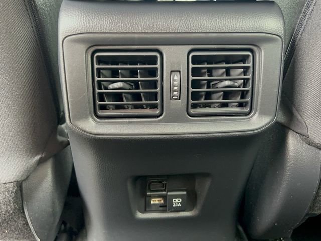 Used 2021 Toyota RAV4 XLE image 16