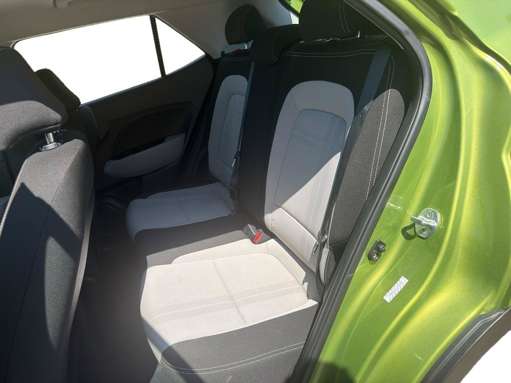 Used 2020 Hyundai Venue SEL FWD image 8