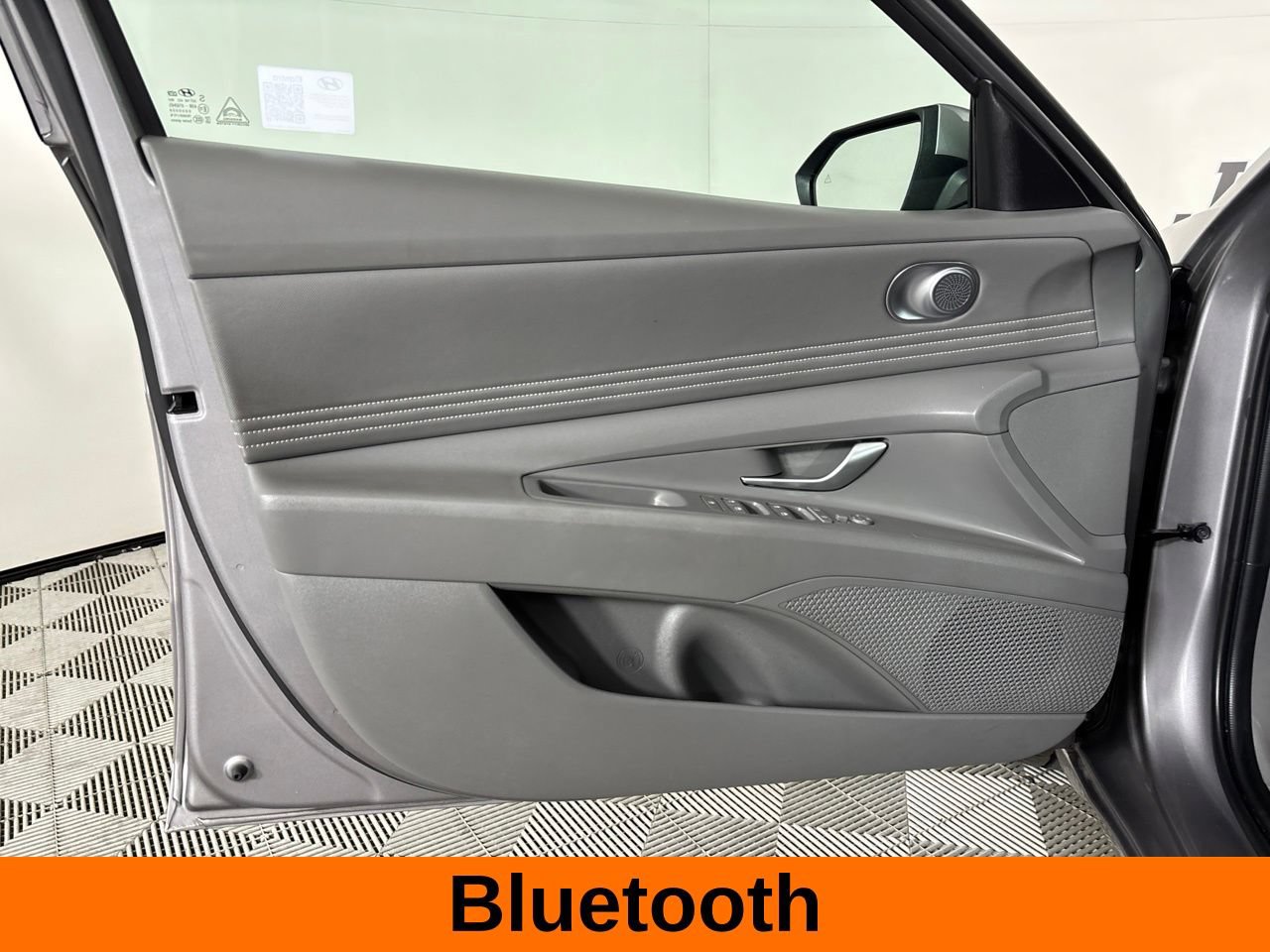 Used 2024 Hyundai Elantra SEL w/ Convenience Package FWD image 10