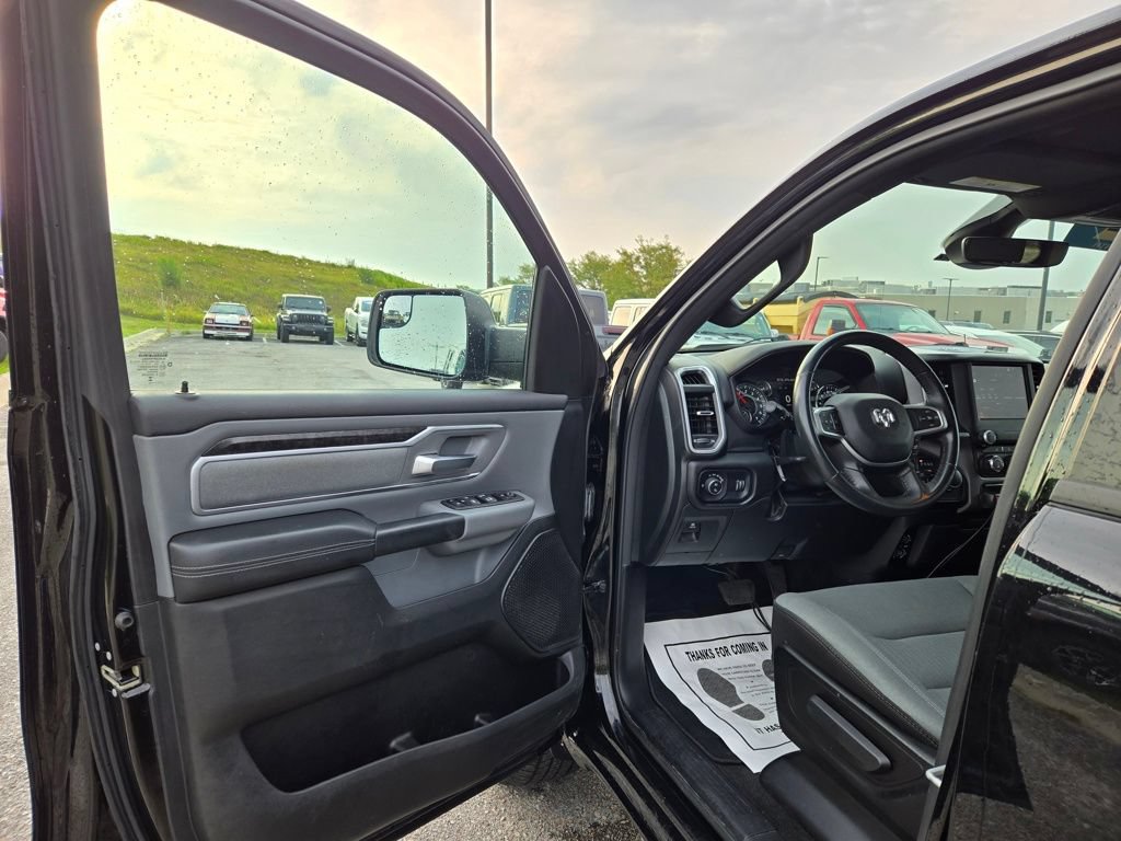 Used 2023 RAM 1500 Big Horn AWD/4WD image 11