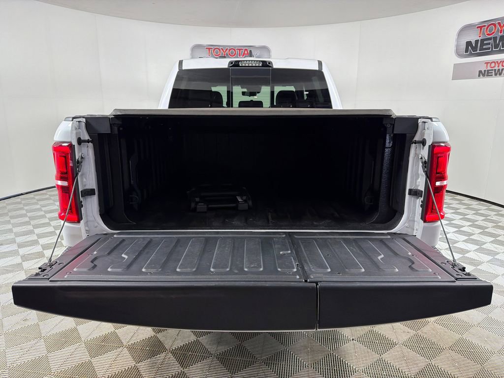 Used 2025 RAM 1500 Limited AWD/4WD image 20