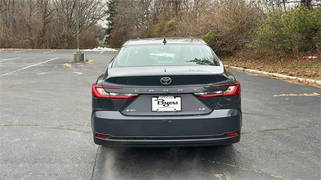 Used 2025 Toyota Camry LE image 28