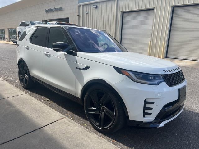 Used 2023 Land Rover Discovery HSE R-Dynamic AWD/4WD image 3