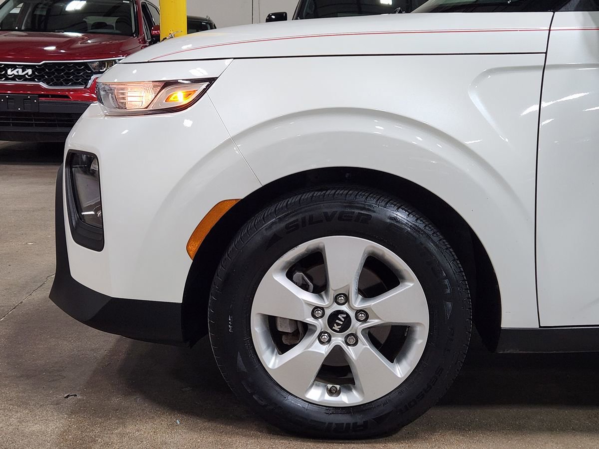 Used 2021 Kia Soul LX image 5