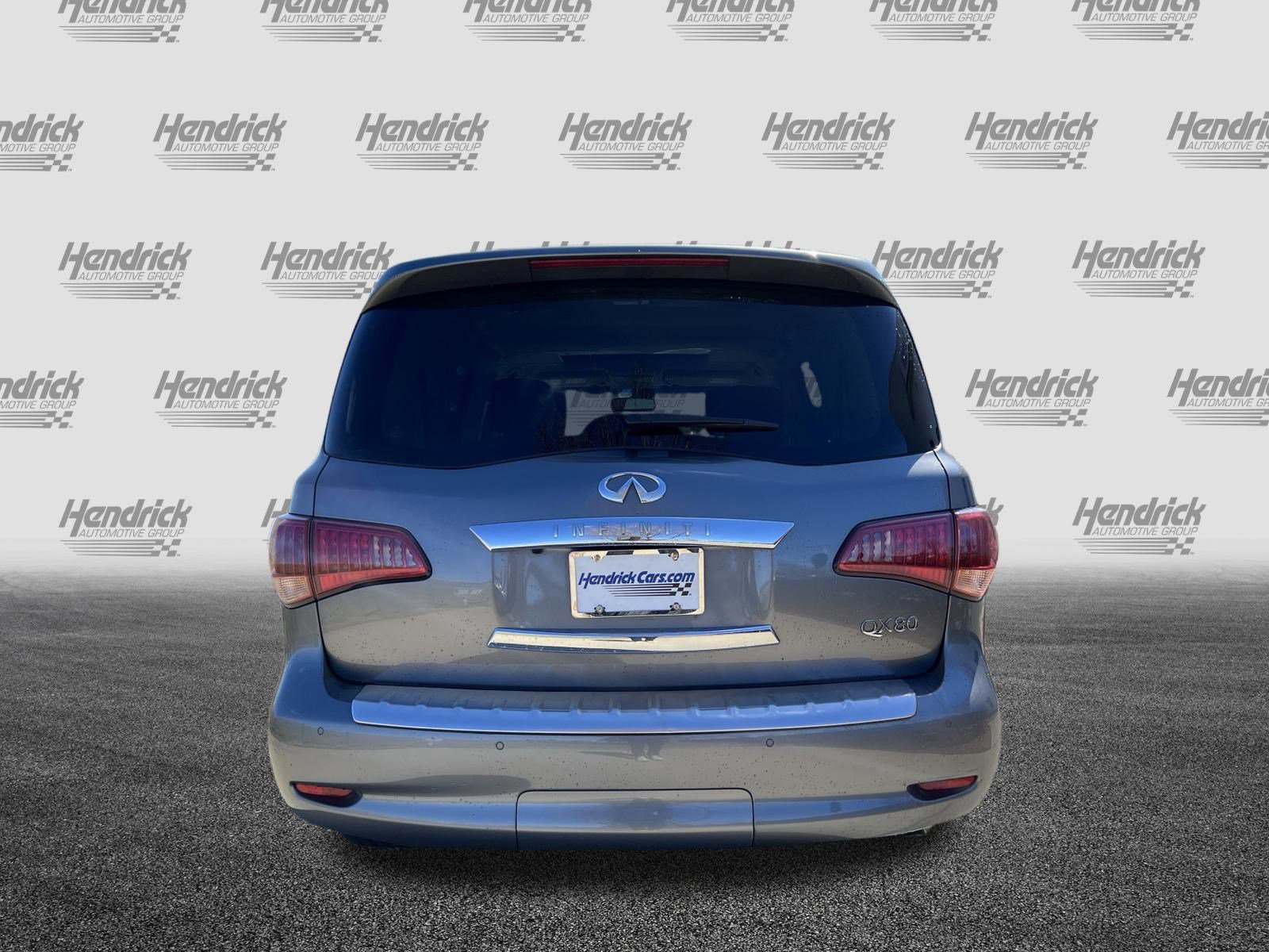 Used 2016 INFINITI QX80 2WD w/ Driver's Assistance Package image 8