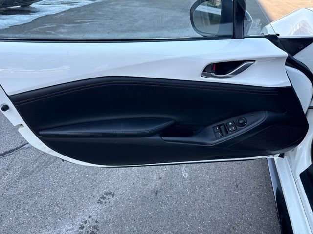 Used 2017 MAZDA MX-5 Miata RF Club w/ Brembo/BBS Package image 10