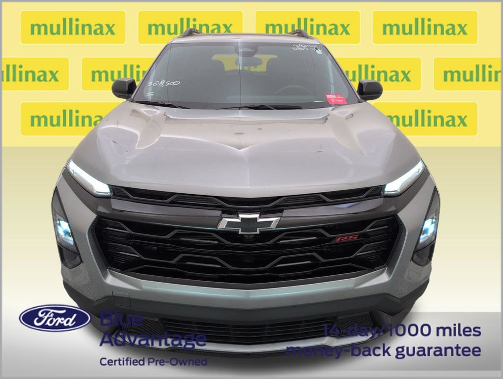 Used 2025 Chevrolet Equinox RS w/ Convenience Package III FWD image 10