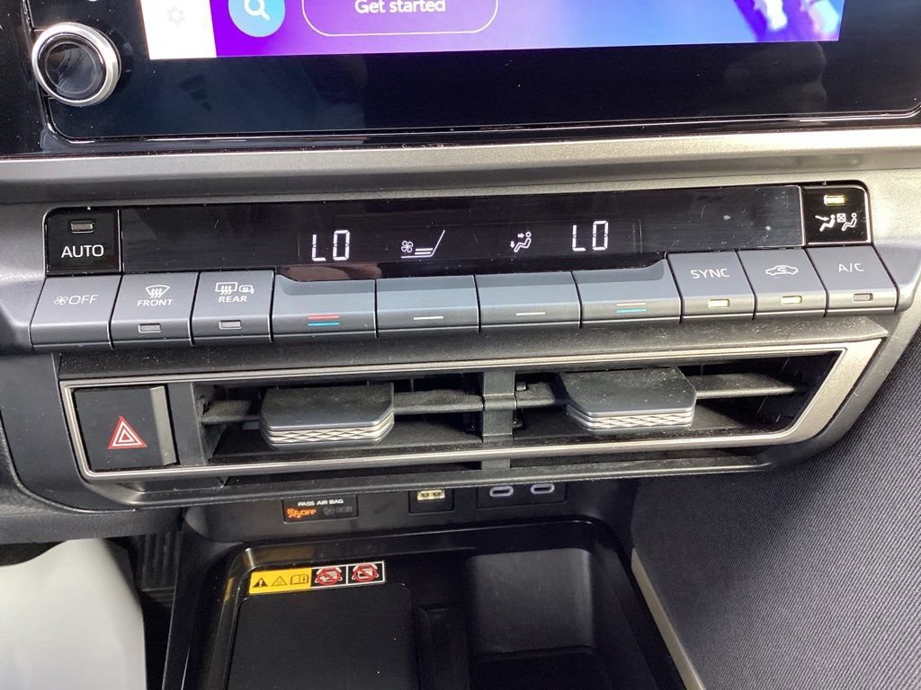 Used 2025 Toyota Camry LE FWD image 15