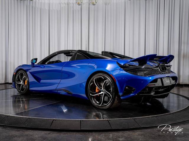 Used 2024 McLaren 750S Spider RWD image 16
