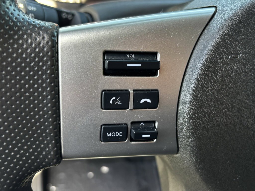 Used 2020 Nissan Frontier SV image 12