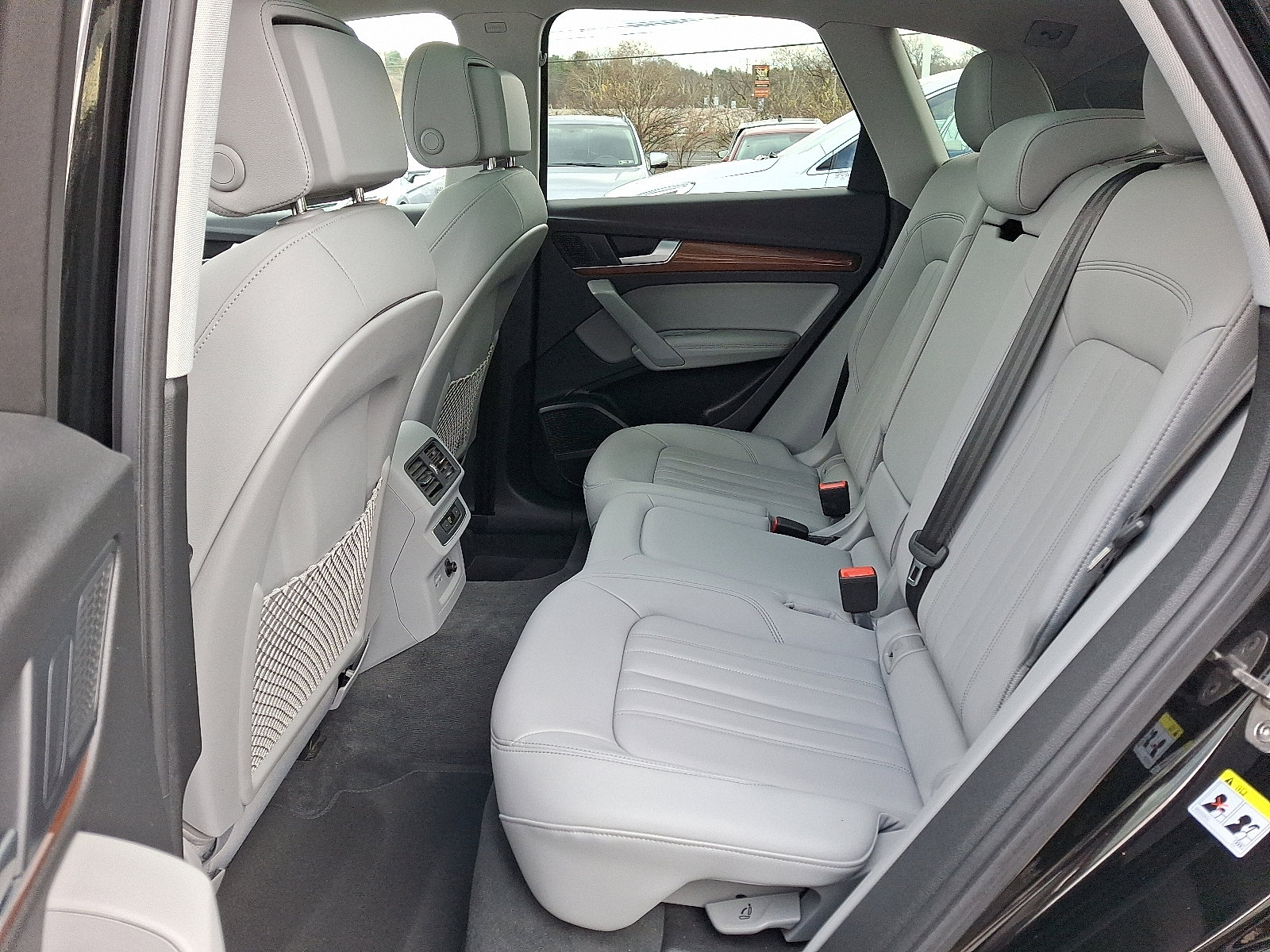 Used 2022 Audi Q5 2.0T Premium Plus w/ Premium Plus Package image 11