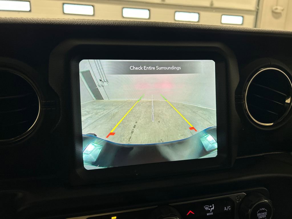 Used 2022 Jeep Gladiator Overland image 22