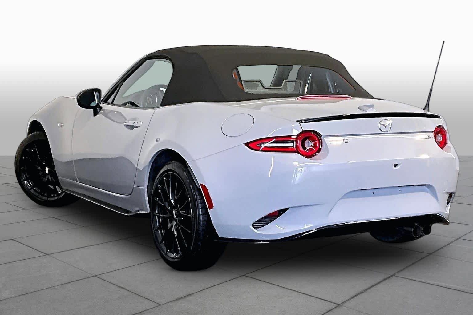 Certified 2024 MAZDA MX-5 Miata Club w/ Brembo/BBS Recaro Package RWD image 12