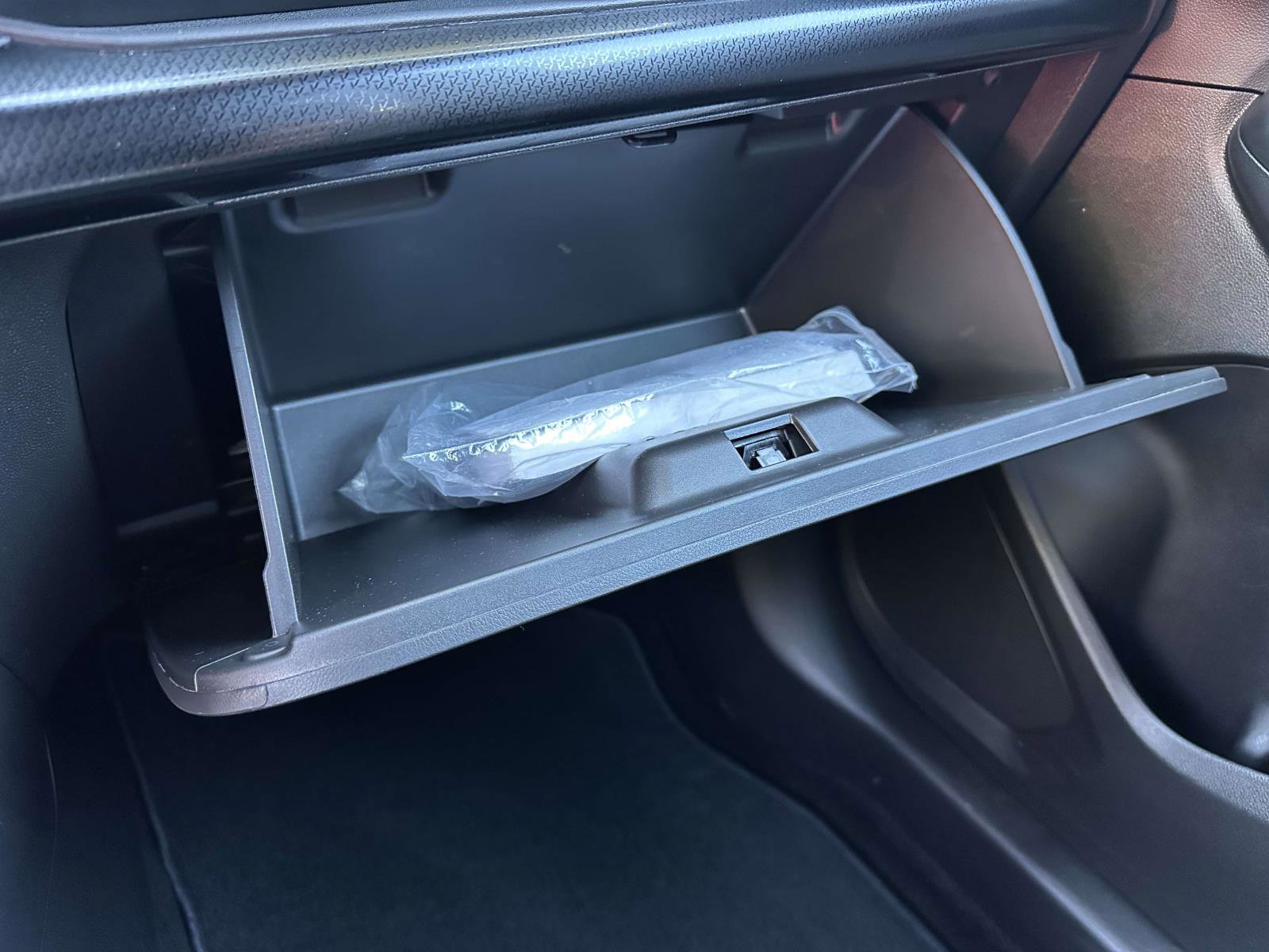 Certified 2023 Chevrolet TrailBlazer RS w/ Convenience Package image 34