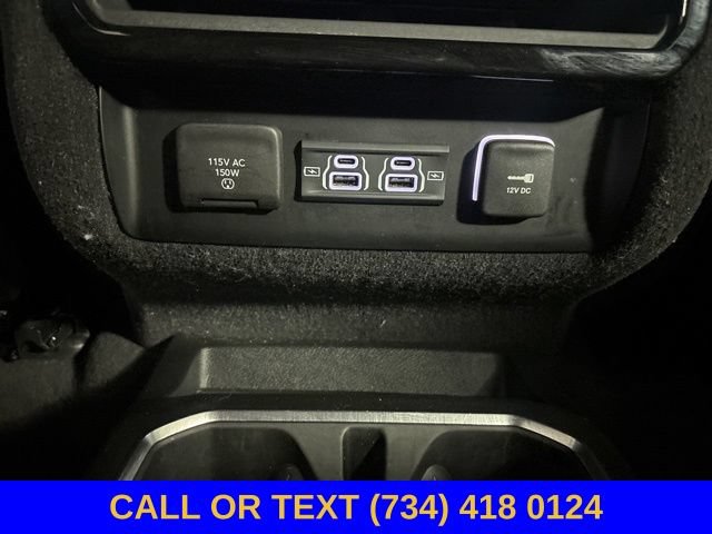 Used 2024 Jeep Wagoneer Series II AWD/4WD image 36