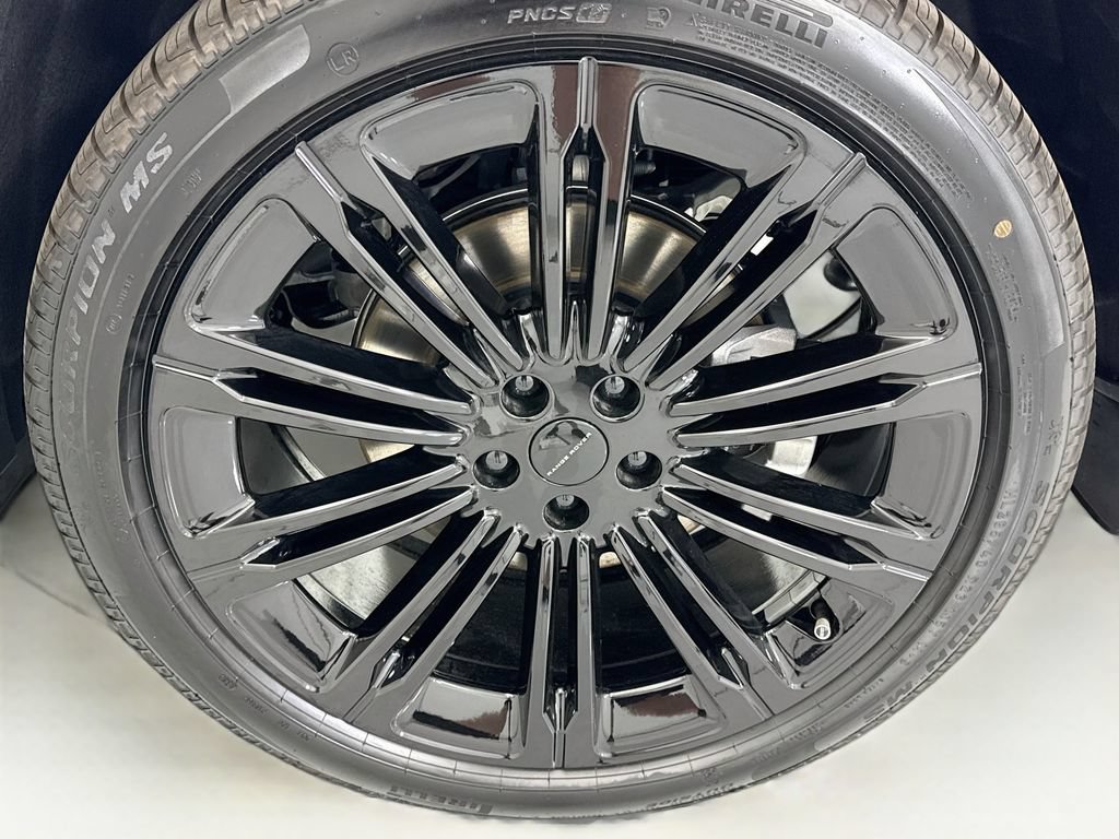 New 2026 Land Rover Range Rover SE AWD/4WD image 29