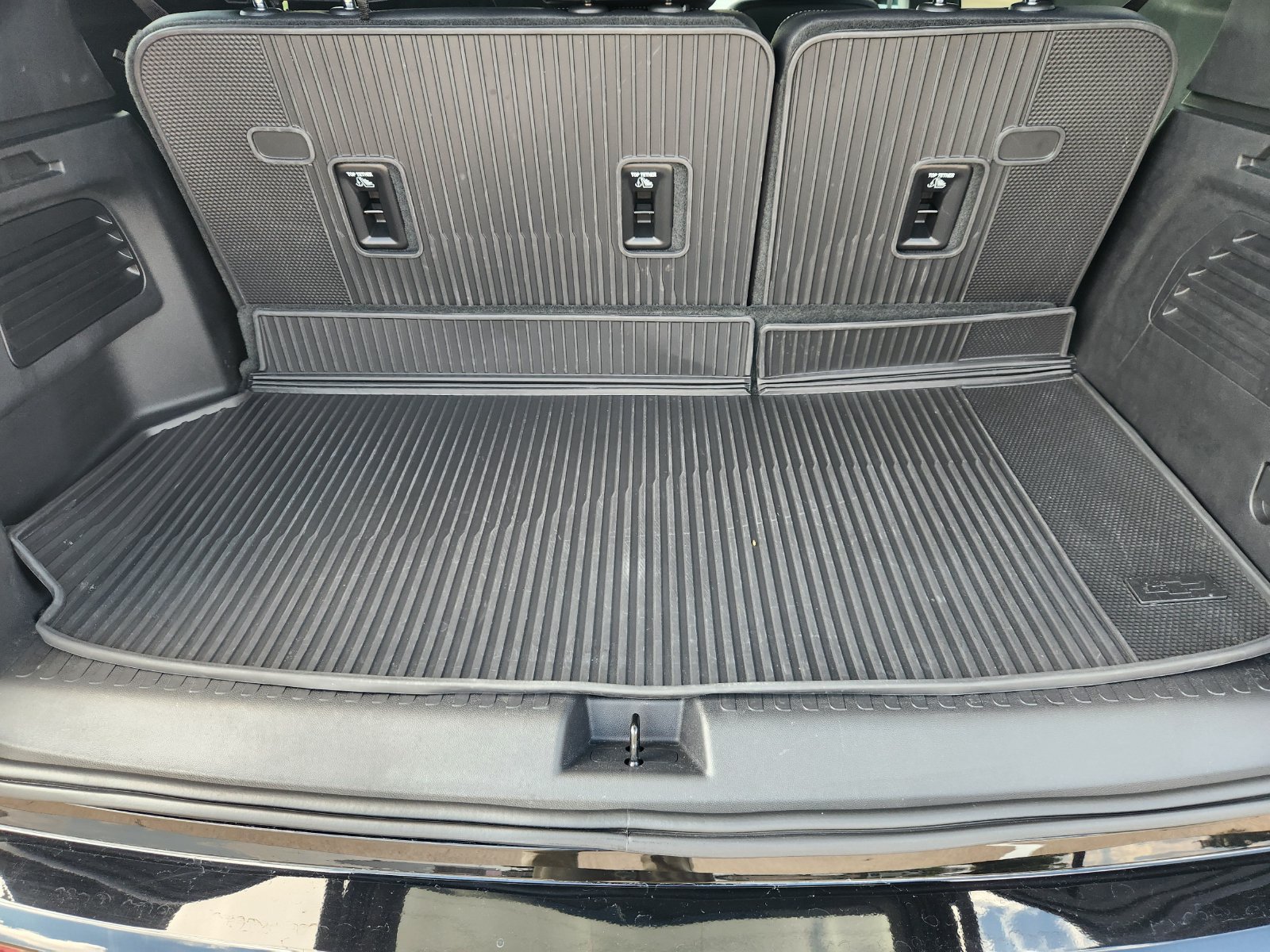 Used 2026 Chevrolet Traverse High Country w/ LPO, Floor Liner Package FWD image 41