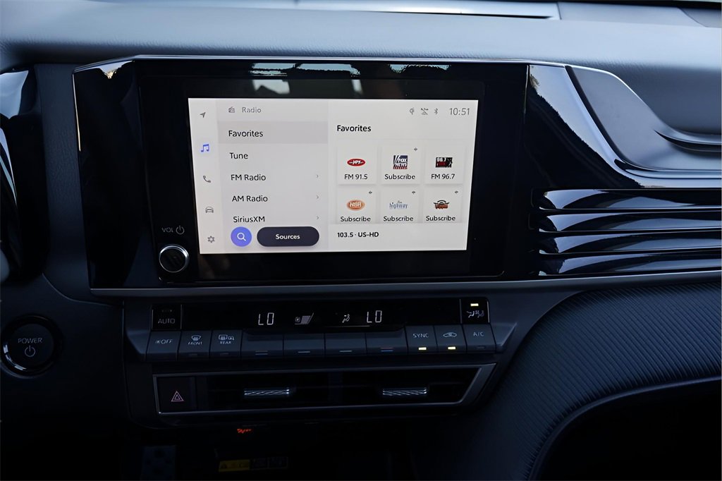 Certified 2025 Toyota Camry SE image 23