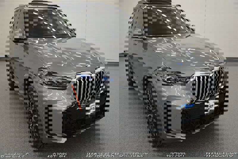 Used 2025 BMW X5 sDrive40i w/ M Sport Package image 5