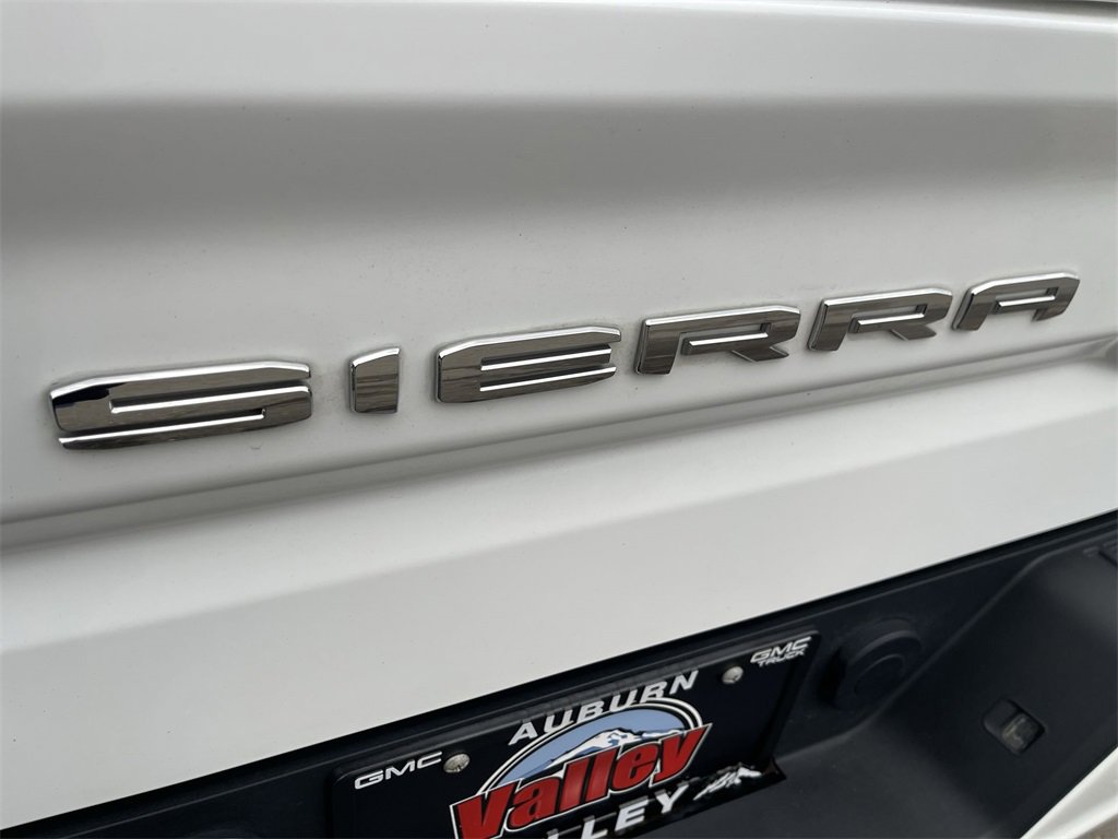 Used 2022 GMC Sierra 1500 Elevation w/ LPO, Elevation Black Package image 31