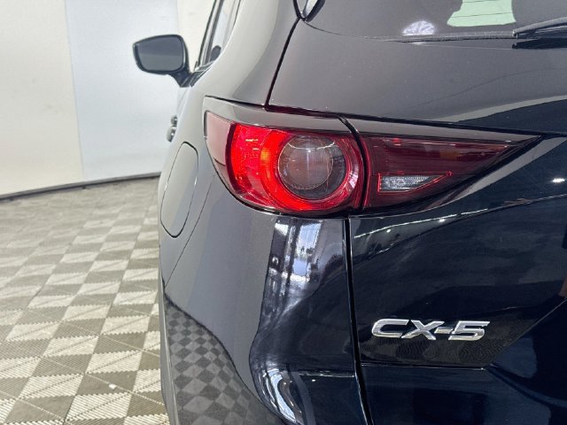 Used 2018 MAZDA CX-5 Touring w/ Preferred Equipment Package FWD image 35
