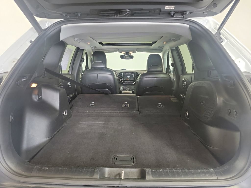 Used 2019 Jeep Cherokee Limited image 28