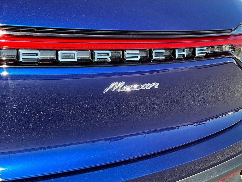 Used 2024 Porsche Macan image 22