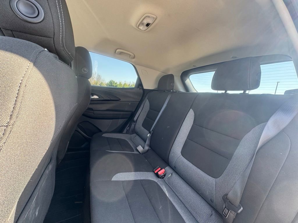 Used 2023 Chevrolet TrailBlazer LT w/ Convenience Package FWD image 13