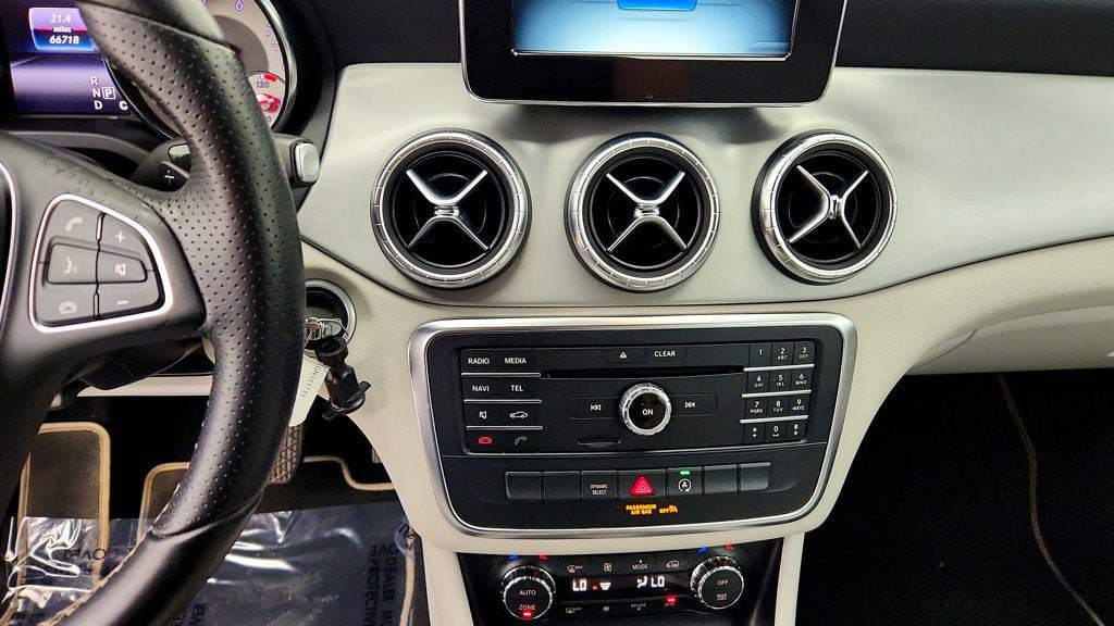 Used 2016 Mercedes-Benz CLA 250 image 16