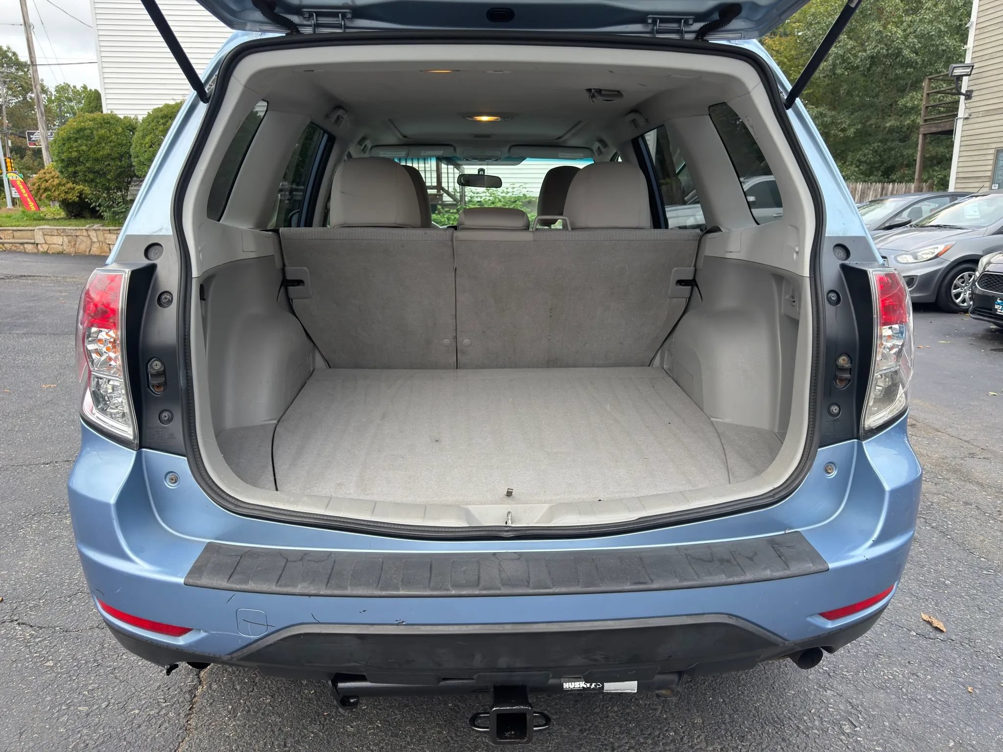 Used 2011 Subaru Forester 2.5X Premium w/ All-Weather Pkg AWD/4WD image 13