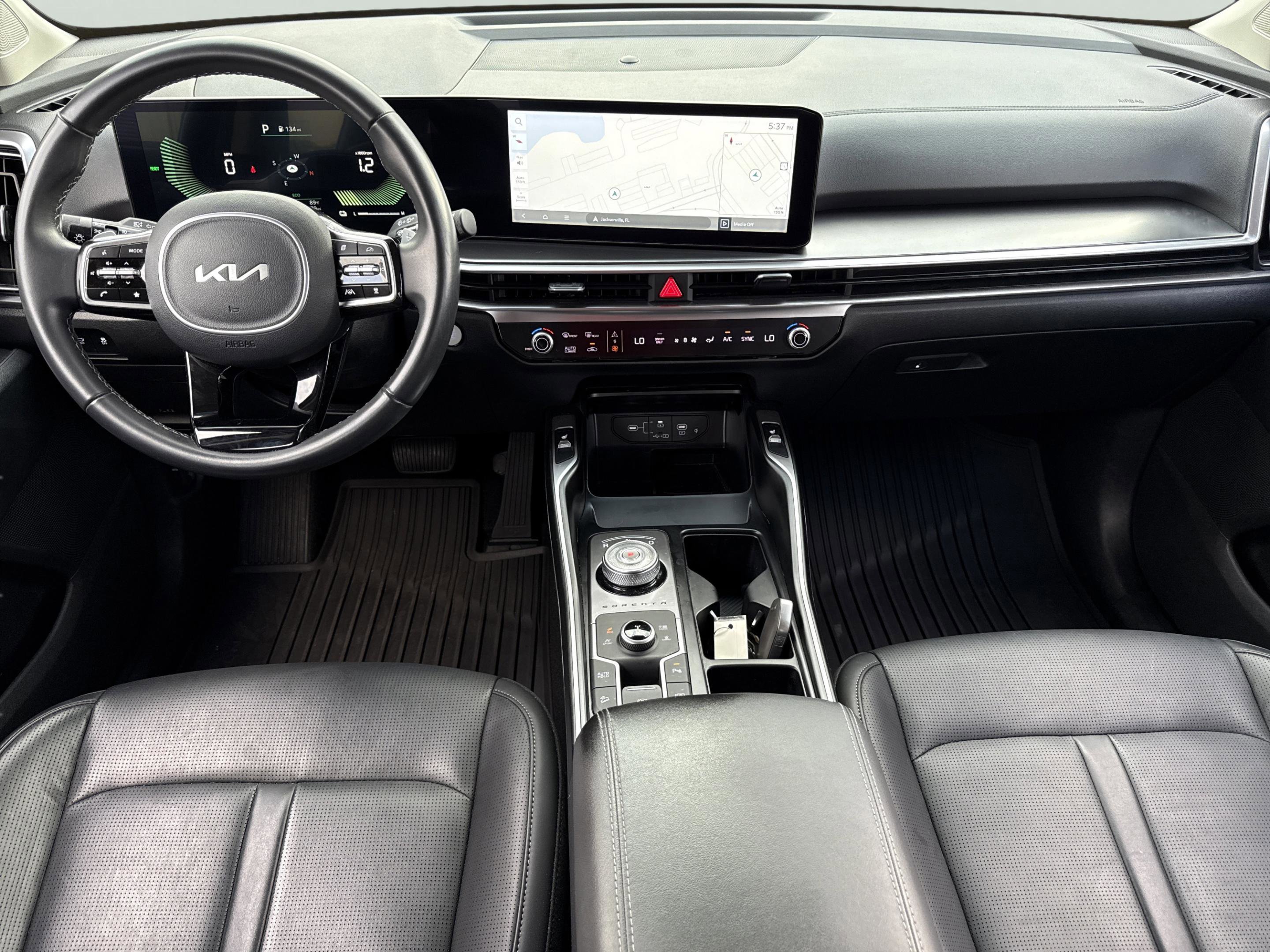 Certified 2025 Kia Sorento EX AWD/4WD image 9