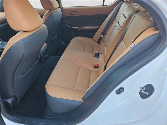 Used 2023 Lexus IS 350 F Sport image 10